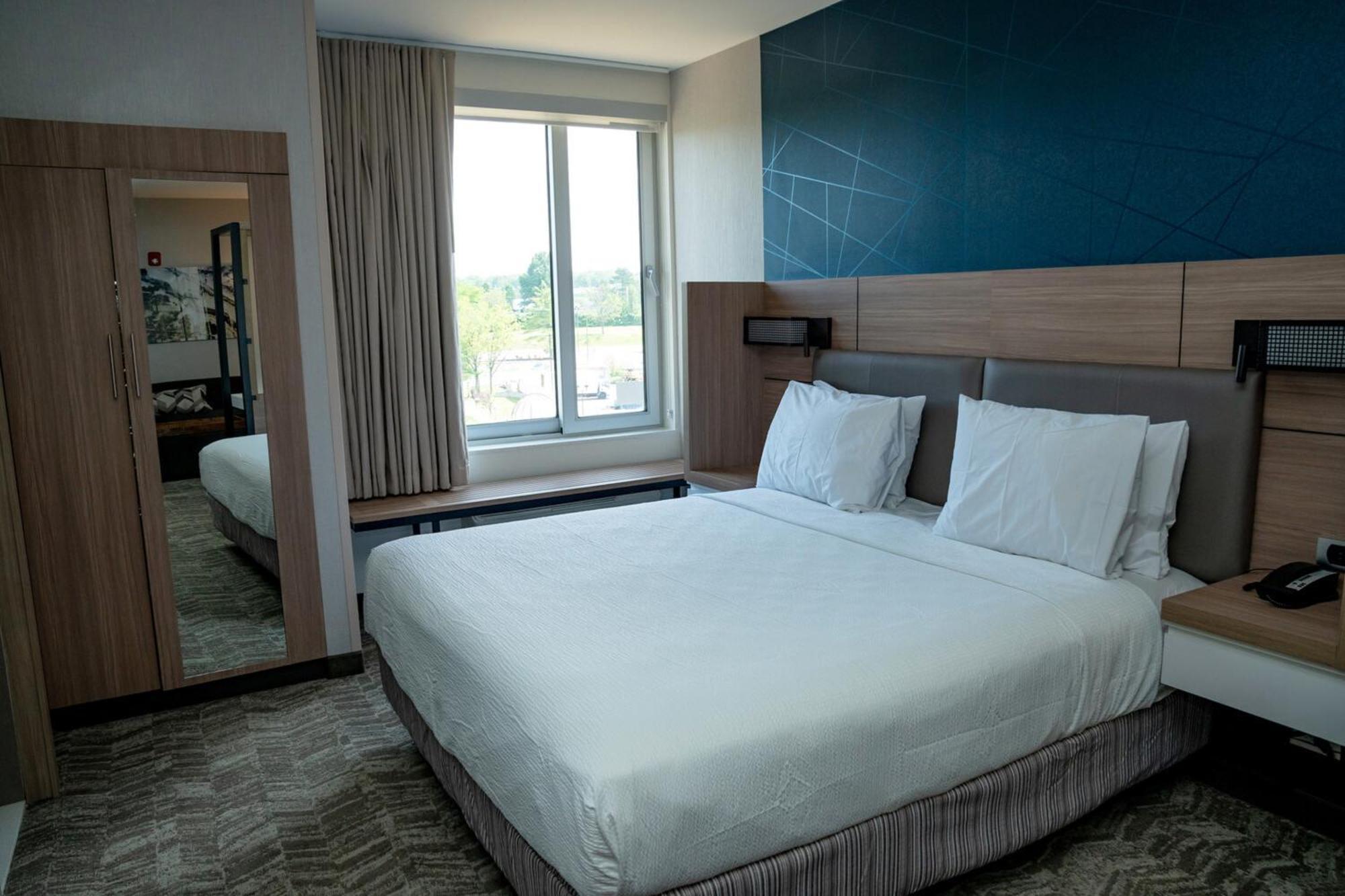 Springhill Suites By Marriott Вудбридж Экстерьер фото